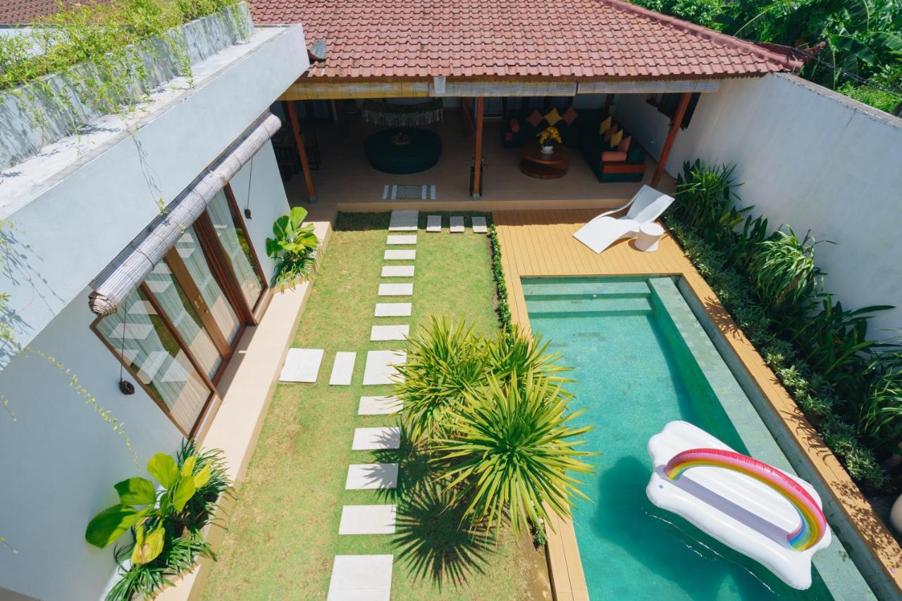 Villa Orked 3 With Family Room Seminyak Dış mekan fotoğraf
