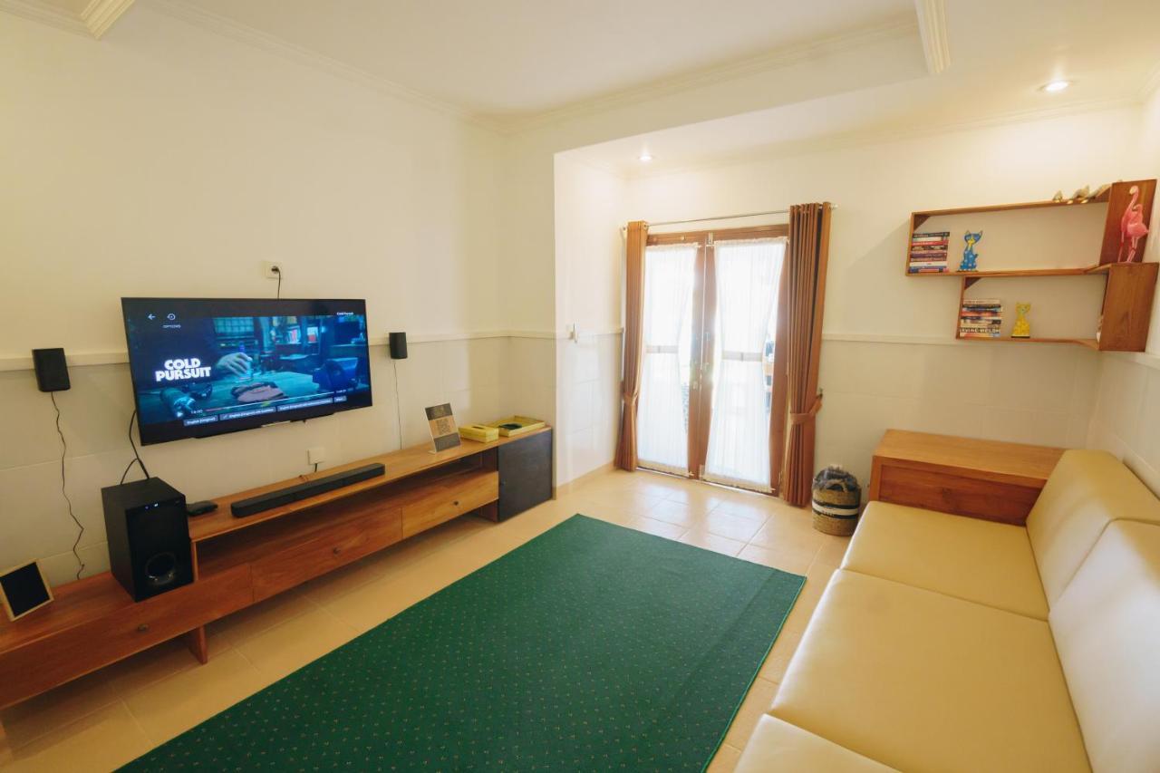 Villa Orked 3 With Family Room Seminyak Dış mekan fotoğraf