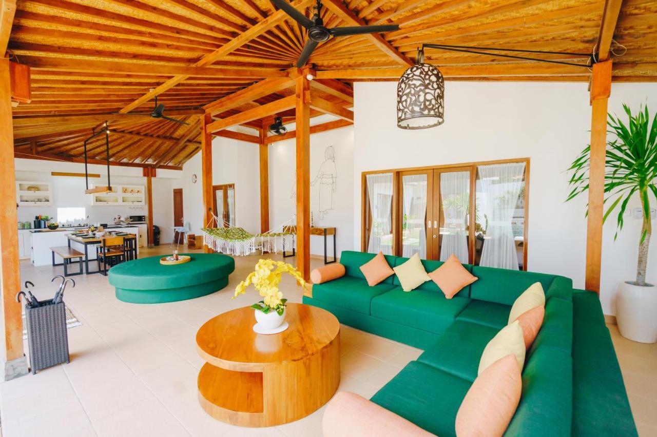 Villa Orked 3 With Family Room Seminyak Dış mekan fotoğraf